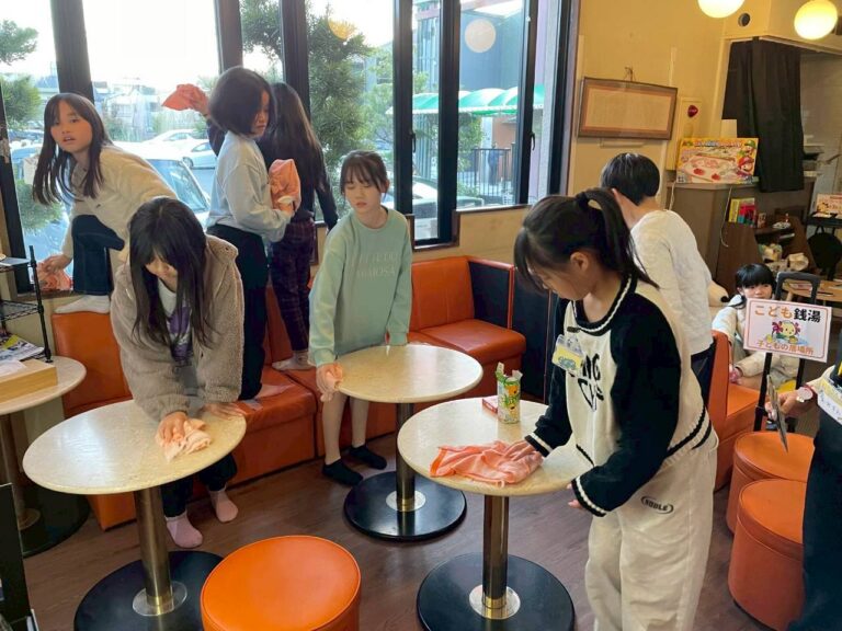 投稿についてもっと詳しく 【こども銭湯】子どもたちの笑顔と感謝で締めくくる一年。名古屋市西区「こども銭湯」の冬休みレポート